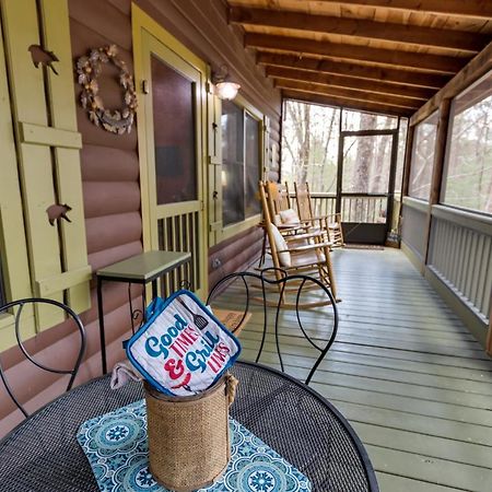 Blue Ridge Cozy Cabin In The Woods With Hot Tub! Екстер'єр фото