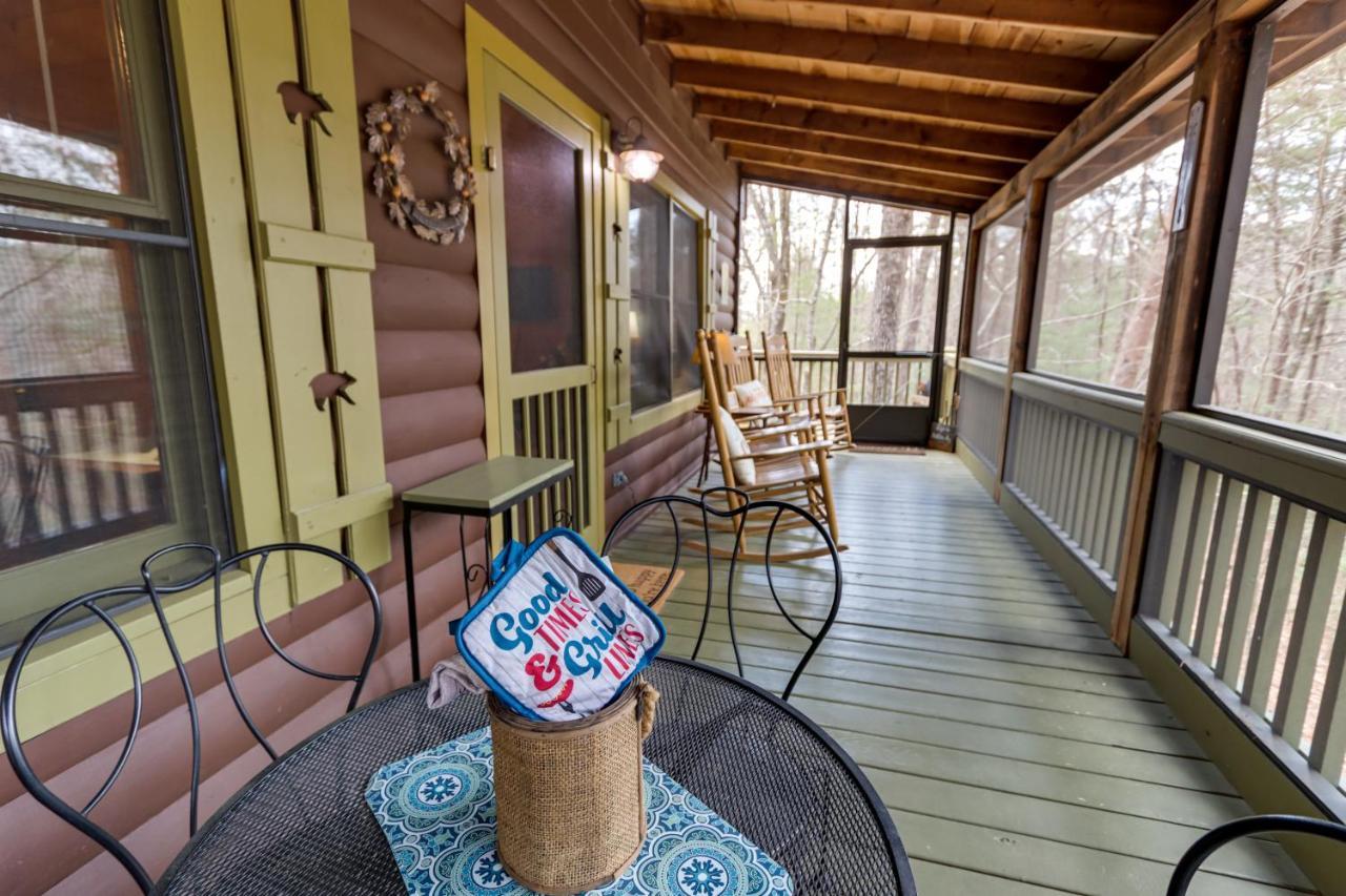 Blue Ridge Cozy Cabin In The Woods With Hot Tub! Екстер'єр фото